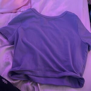 purple cropped t
